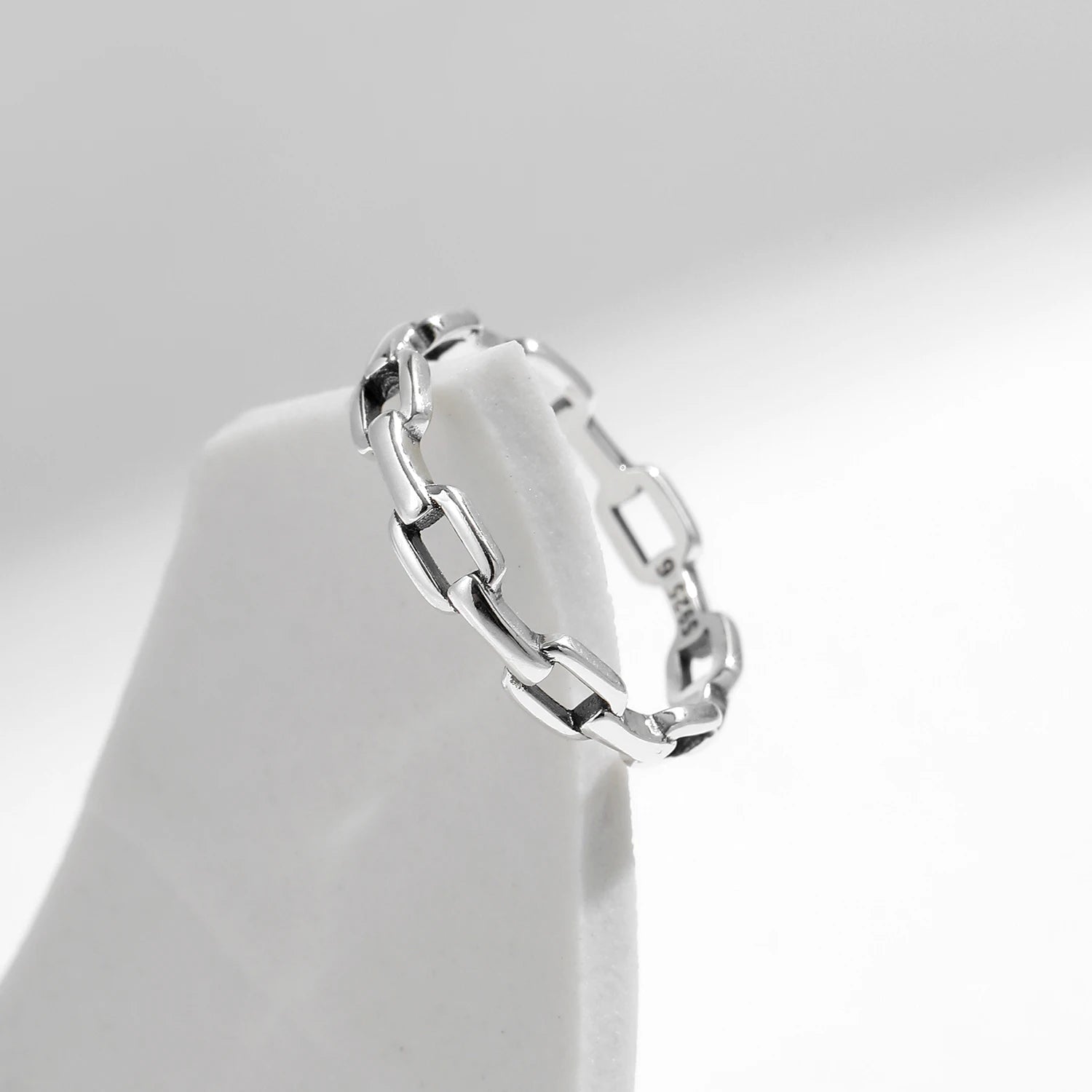 WAUSAN Jamgeum Ring in Silver